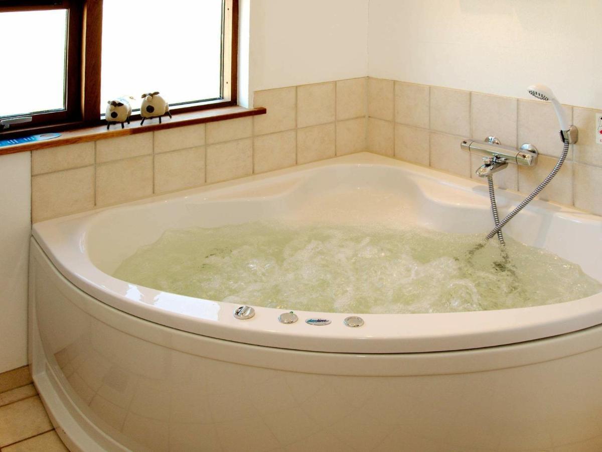 8 Person Holiday Home In Ulfborg Thorsminde Екстериор снимка